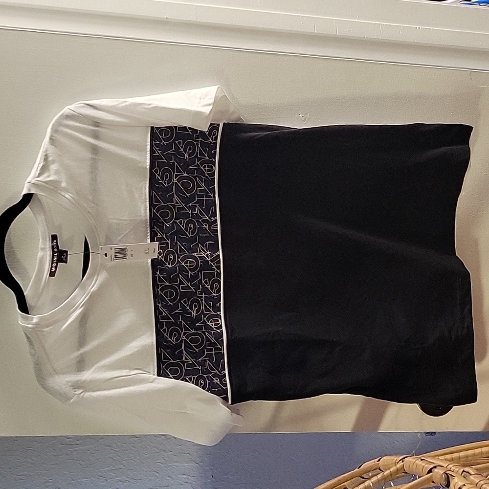 round neck cotton polo shirt white and black, size medium